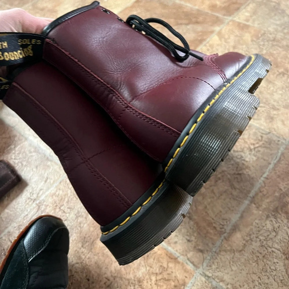 Like New Dr Martens Red Safety Work Boots, size 8 - Picture 3 of 5